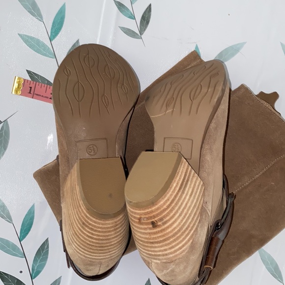 Knee-High Tegan Boots Size 5.5 - Picture 9 of 10